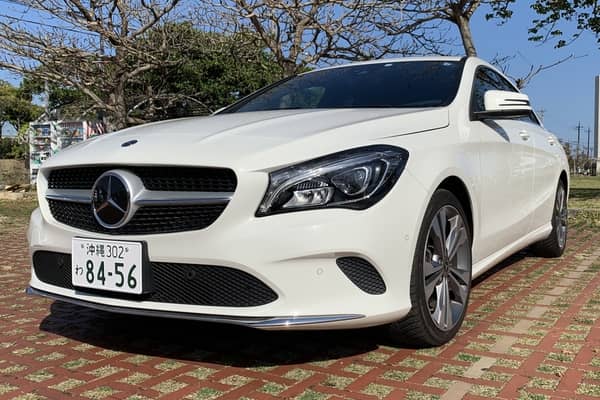 メルセデスベンツCLA220 4MATIC